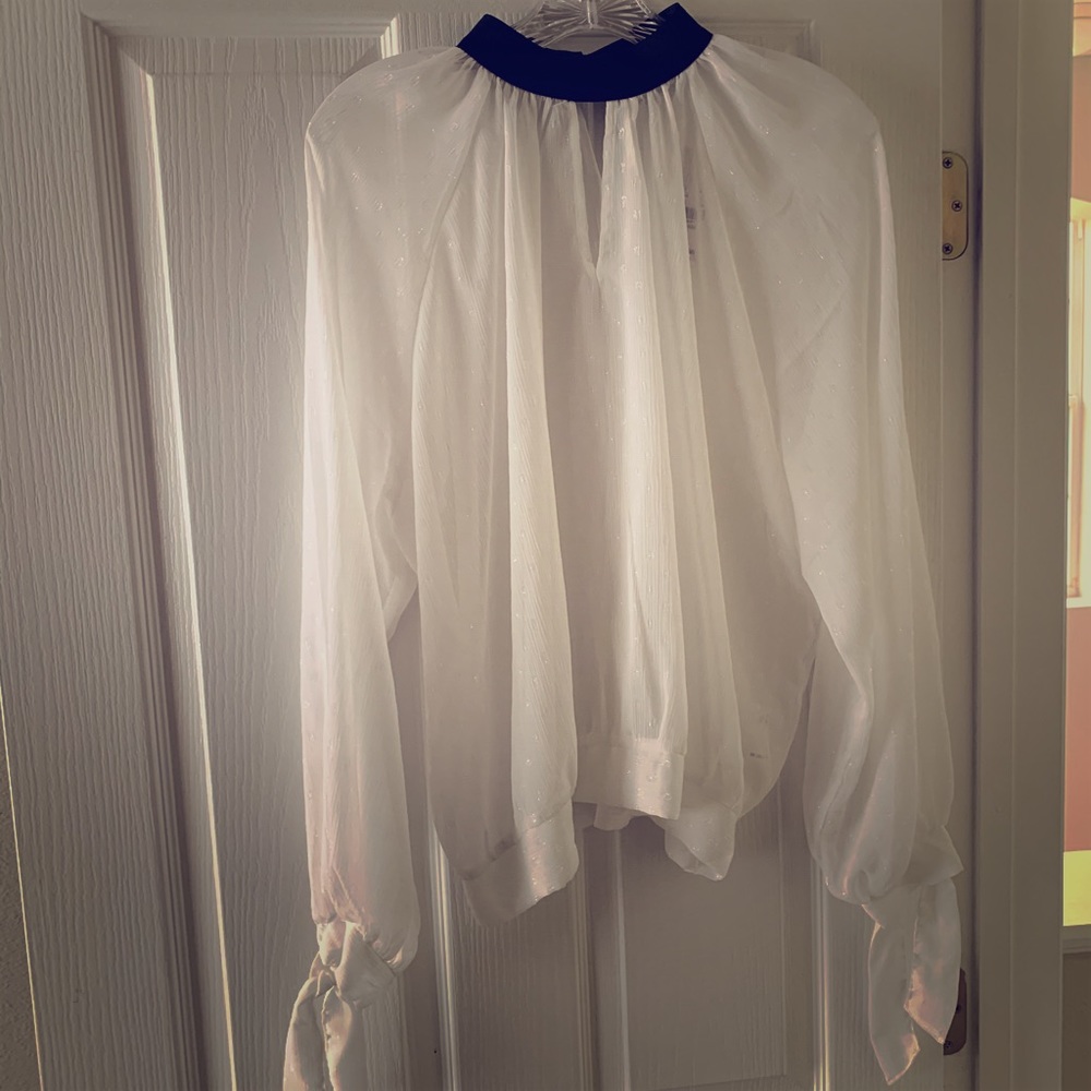 White Size “Large” NY&C Blouse